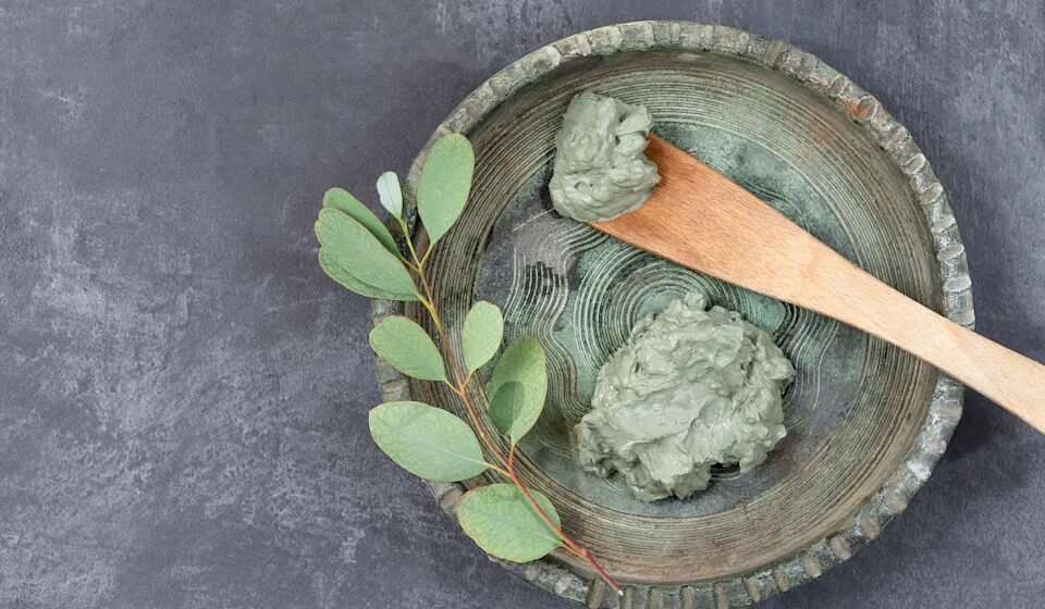 découvrez des remèdes naturels et efficaces pour soulager les douleurs cervicales, améliorer votre bien-être et prévenir les tensions au cou. astuces, conseils et traitements adaptés à tous.
