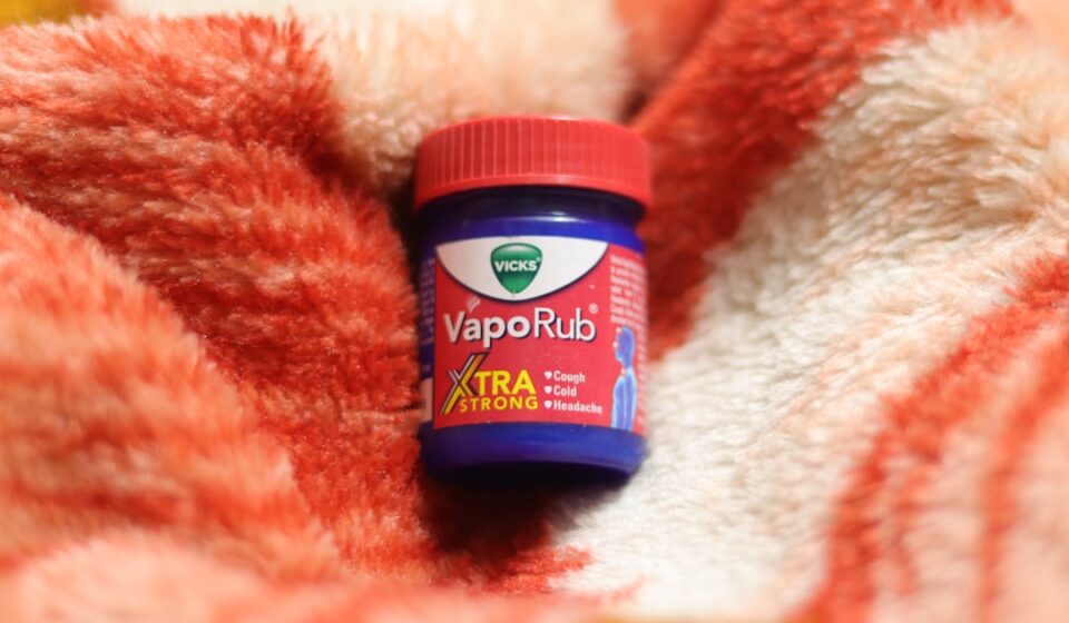 découvrez des remèdes naturels et efficaces pour soulager la gastro chez les bébés, avec des conseils pour apaiser leurs maux et favoriser une récupération rapide.