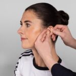 découvrez des remèdes efficaces et naturels pour soulager rapidement les maux d'oreille et retrouver votre confort.