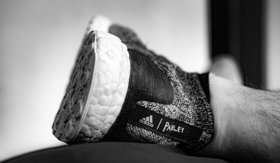 découvrez les meilleurs remèdes pour soulager rapidement la douleur au talon et retrouver votre confort au quotidien.